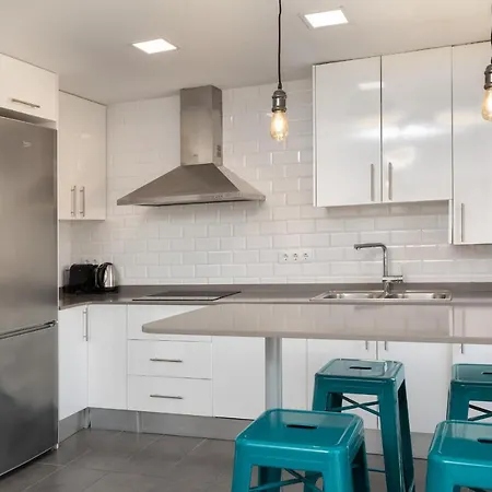 Hauzify I Apartament Blaucel *